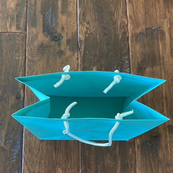 NEW-Tiffany Blue Shopping Bag, Navy Necklace Box, Blue Box & Blue Jewelry Bag - Picture 13 of 16